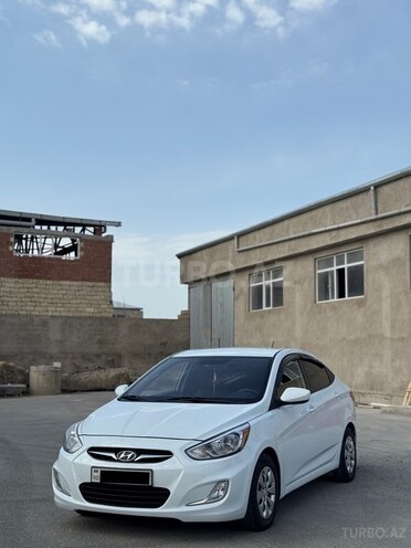 Hyundai Accent 2017, 199,559 km - 1.6 l - Bakı