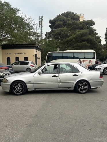Mercedes C 180 1999, 620,000 km - 1.8 l - Bakı