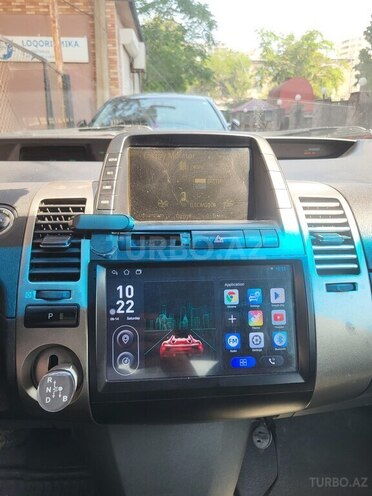 Toyota Prius-6