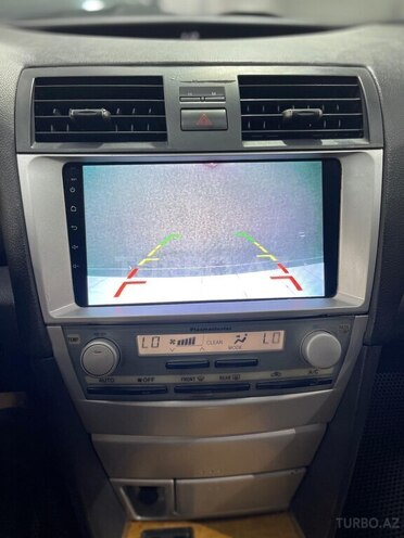 Toyota Camry-15