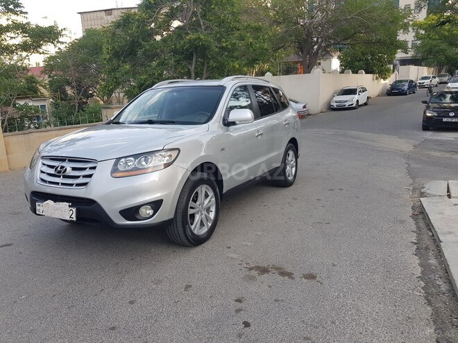 Hyundai Santa Fe 2010, 226,000 km - 2.0 л - Bakı