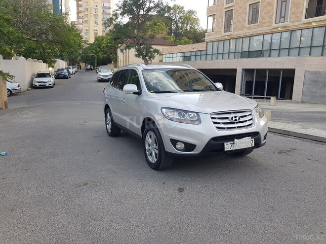 Hyundai Santa Fe 2010, 226,000 km - 2.0 л - Bakı
