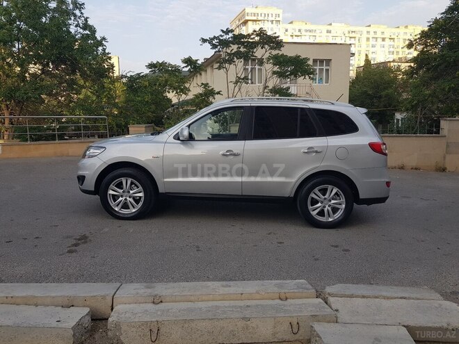 Hyundai Santa Fe 2010, 226,000 km - 2.0 л - Bakı