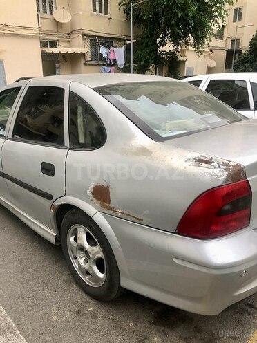 Opel Vectra 1999, 203,000 km - 1.6 l - Bakı