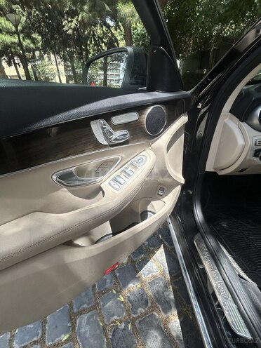 Mercedes C 300 2016, 134,900 km - 2.0 l - Bakı