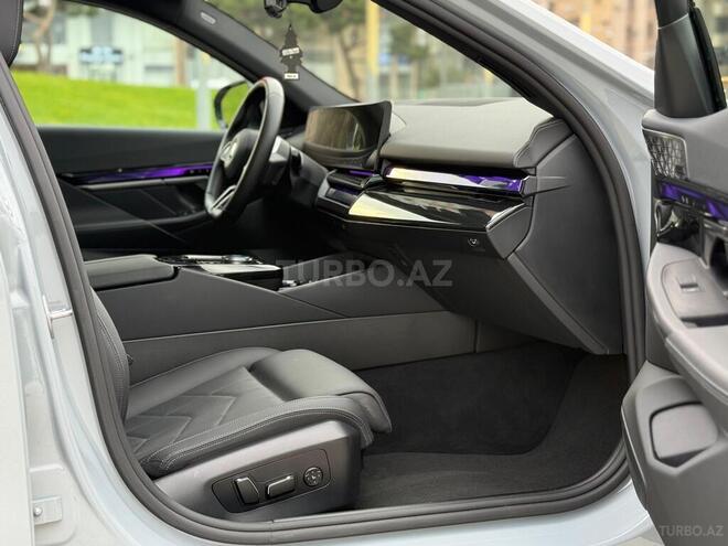 BMW i5 2024, 3,000 km - 0.0 l - Bakı