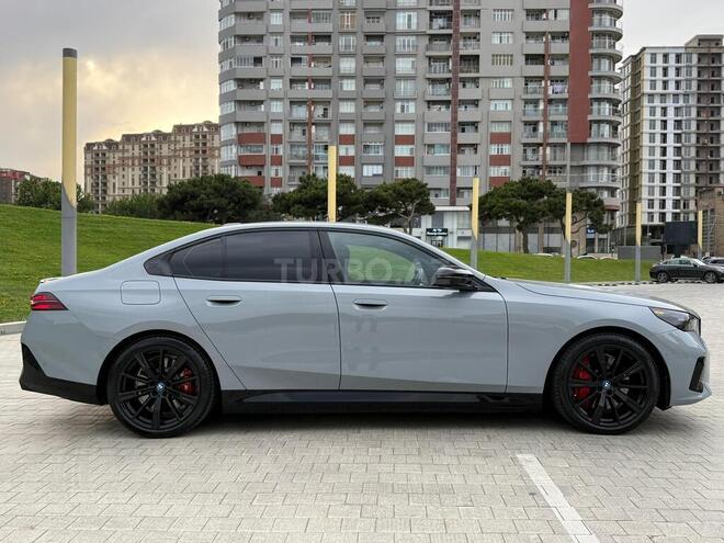 BMW i5 2024, 3,000 km - 0.0 l - Bakı