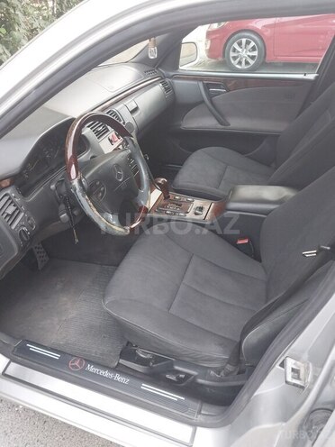 Mercedes E 220 d 2000, 546,824 km - 2.2 l - Sumqayıt