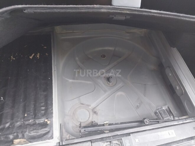 Mercedes E 220 d 2000, 546,824 km - 2.2 l - Sumqayıt