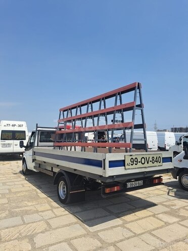 Ford Transit-5