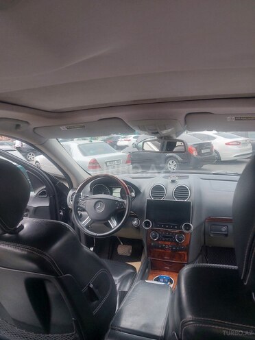 Mercedes GL 550-8