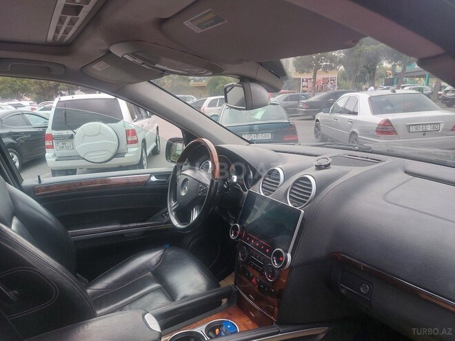Mercedes GL 550-5
