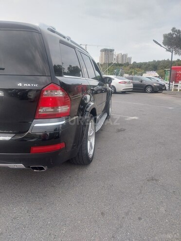 Mercedes GL 550-3