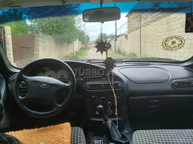 Chevrolet Niva 2006, 199,279 km - 1.7 л - Quba