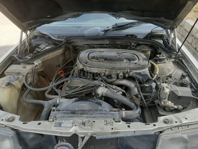 Mercedes 190 1988, 286,000 km - 2.0 л - Bakı