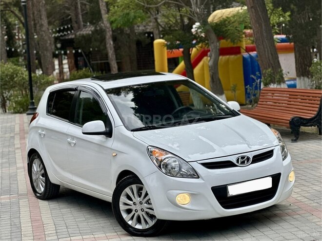 Hyundai i20 2010, 251,000 km - 1.6 l - Bakı