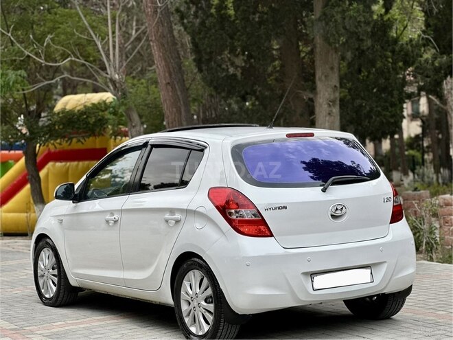 Hyundai i20 2010, 251,000 km - 1.6 l - Bakı
