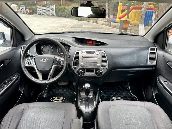 Hyundai i20 2010, 251,000 km - 1.6 l - Bakı