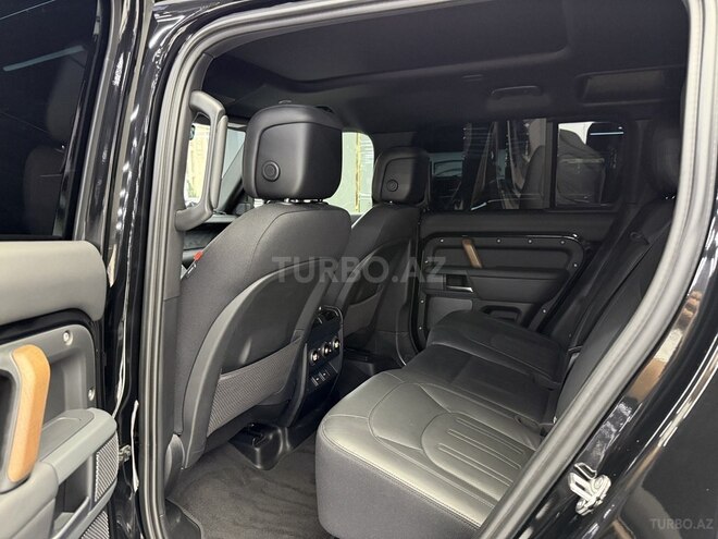 Land Rover Defender-16
