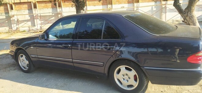 Mercedes E 230 1997, 245,000 km - 2.3 l - Bakı