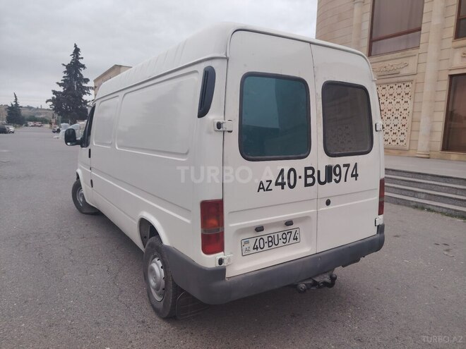 Ford Transit 2000, 380,000 km - 2.5 л - Quba