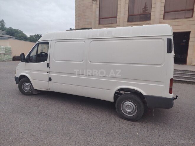 Ford Transit 2000, 380,000 km - 2.5 л - Quba