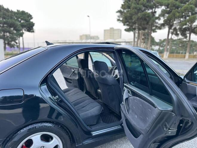Mercedes E 240 2001, 345,546 km - 2.4 л - Sumqayıt