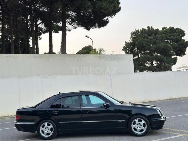 Mercedes E 240 2001, 345,546 km - 2.4 л - Sumqayıt