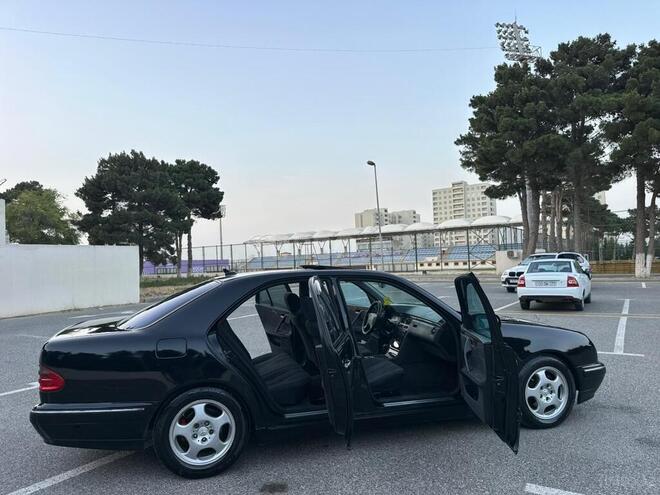 Mercedes E 240 2001, 345,546 km - 2.4 л - Sumqayıt