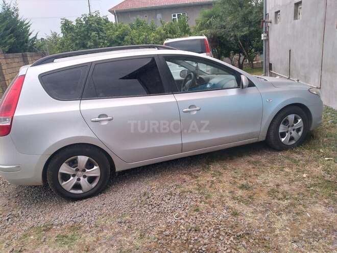 Hyundai i30 2009, 261,875 km - 1.4 l - Masallı