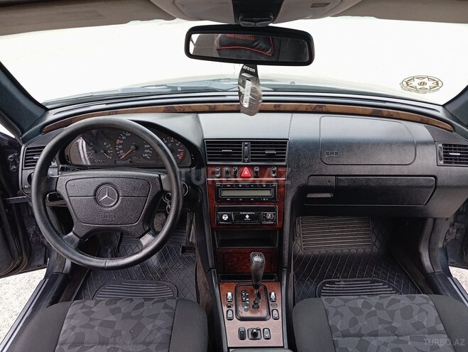 Mercedes C 200 2000, 274,000 km - 2.0 l - Sabirabad