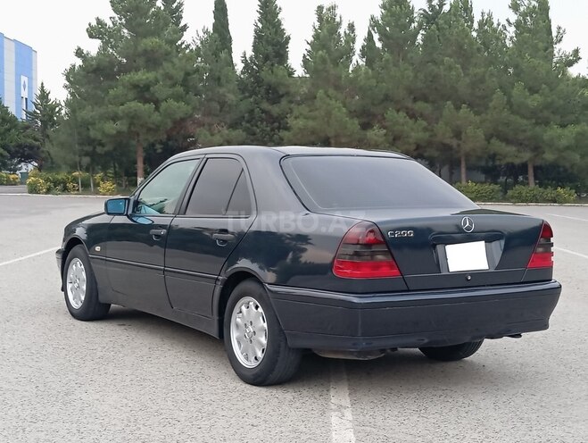 Mercedes C 200 2000, 274,000 km - 2.0 l - Sabirabad