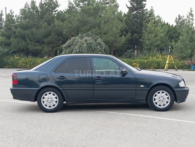 Mercedes C 200 2000, 274,000 km - 2.0 l - Sabirabad
