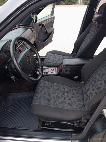 Mercedes C 200 2000, 274,000 km - 2.0 l - Sabirabad