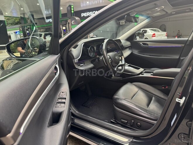 Hyundai Grandeur-8