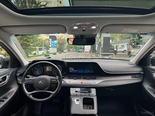 Hyundai Grandeur-12