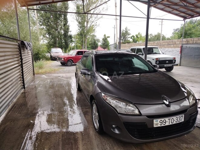Renault Megane 2010, 353,000 km - 1.5 l - Şəki