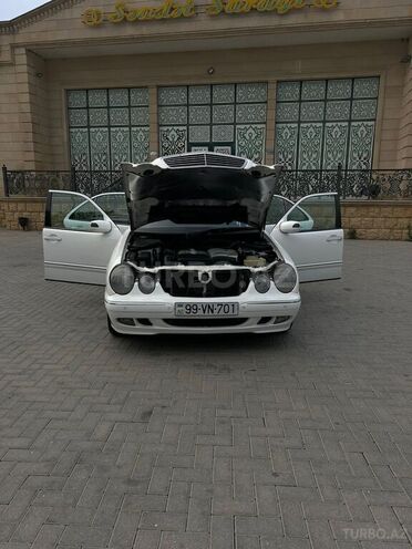 Mercedes E 220 d 2000, 312,000 km - 2.2 l - Bakı
