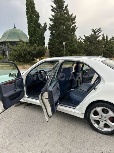 Mercedes E 220 d 2000, 312,000 km - 2.2 l - Bakı
