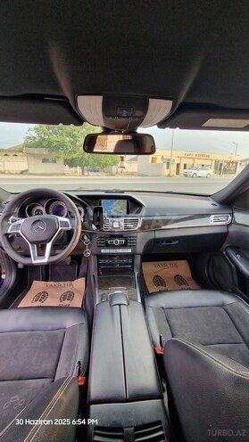 Mercedes E 220 2013, 235,000 km - 2.1 л - Bakı