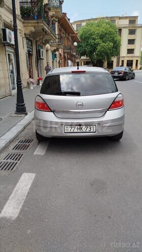Opel Astra 2006, 180,000 km - 1.4 l - Şəki