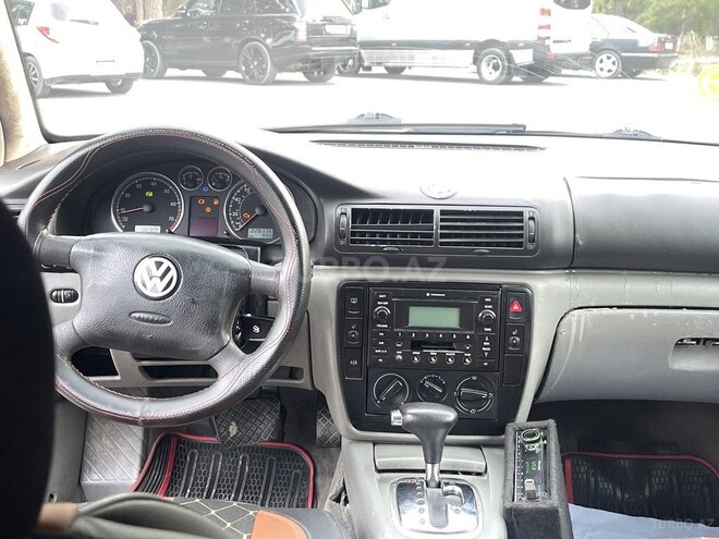 Volkswagen Passat 2003, 228,000 km - 1.8 l - Sumqayıt
