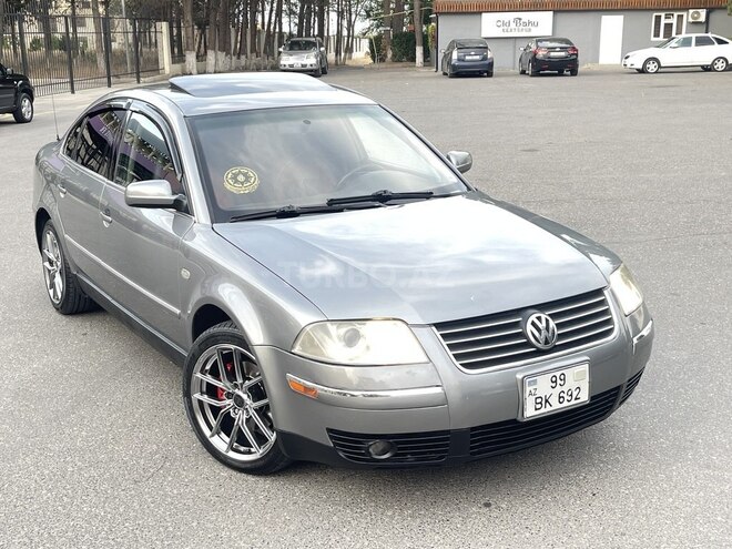 Volkswagen Passat 2003, 228,000 km - 1.8 l - Sumqayıt