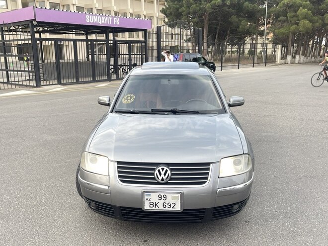 Volkswagen Passat 2003, 228,000 km - 1.8 l - Sumqayıt