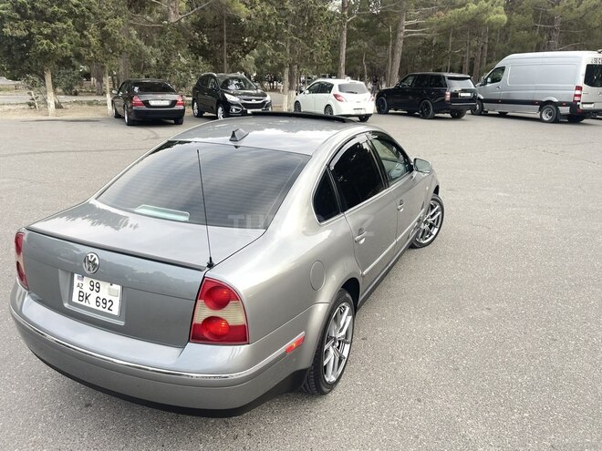 Volkswagen Passat 2003, 228,000 km - 1.8 l - Sumqayıt