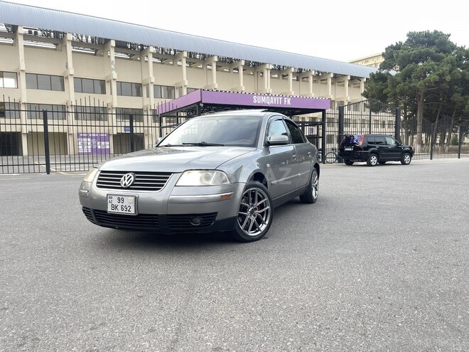 Volkswagen Passat 2003, 228,000 km - 1.8 l - Sumqayıt