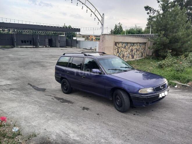 Opel Astra 1996, 201,245 km - 1.6 l - Bərdə