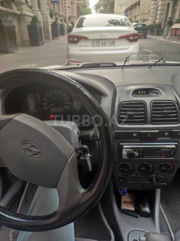 Hyundai Accent 2005, 296,400 km - 1.6 l - Bakı
