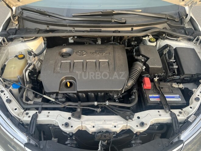 Toyota Corolla 2014, 242,000 km - 2.0 л - Bakı