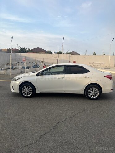 Toyota Corolla 2014, 242,000 km - 2.0 л - Bakı